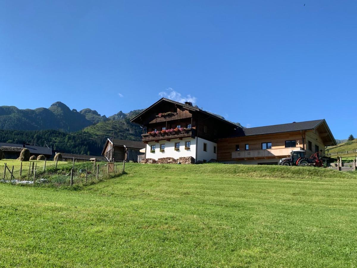 Guggenbergerhof Hotel Maria Luggau Exterior foto